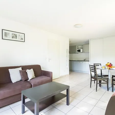 Aparthotel Garden & Lyon -