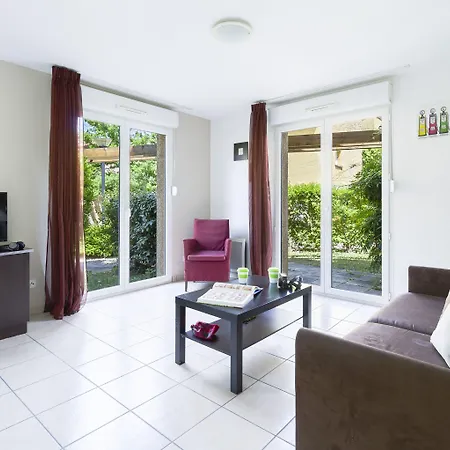 Garden & Lyon -